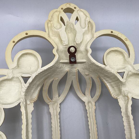 Vintage 1970s Burwood (1628) Hollywood Regency Faux Rattan Wall Pocket Planter - Picture 9 of 9